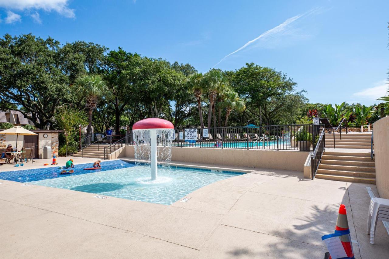 Ocean View At Island Club Hotel Hilton Head Island Exterior photo
